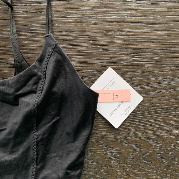 Victoria's Secret Silky Black Sports Bra Criss-Cross Back - Picture 2 of 3